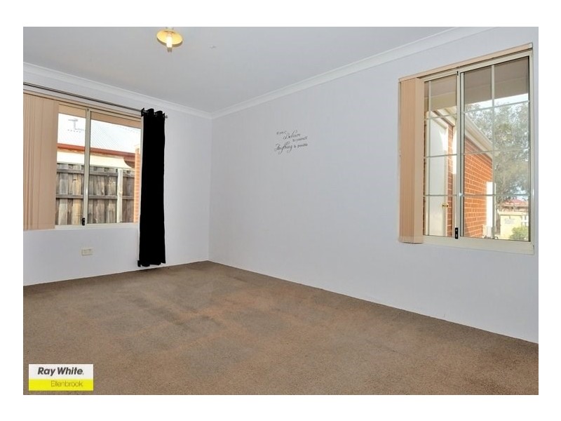 42 Halpin Circle, Ellenbrook WA 6069