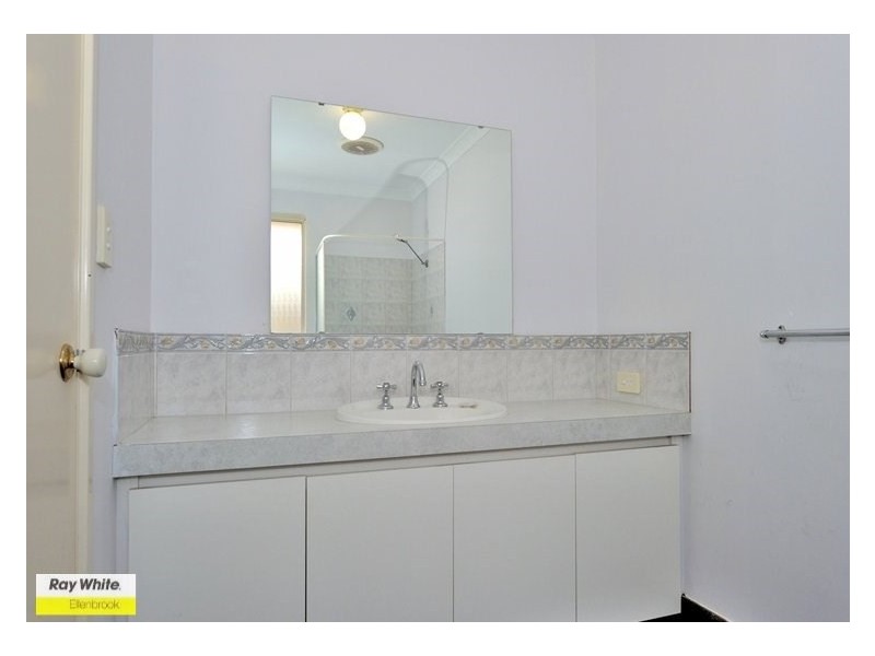 42 Halpin Circle, Ellenbrook WA 6069