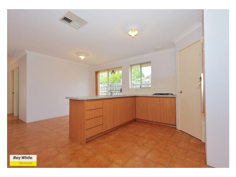 42 Halpin Circle, Ellenbrook WA 6069