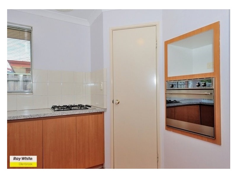 42 Halpin Circle, Ellenbrook WA 6069