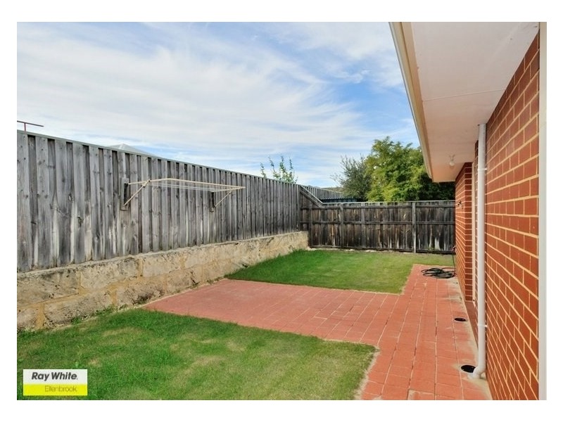42 Halpin Circle, Ellenbrook WA 6069