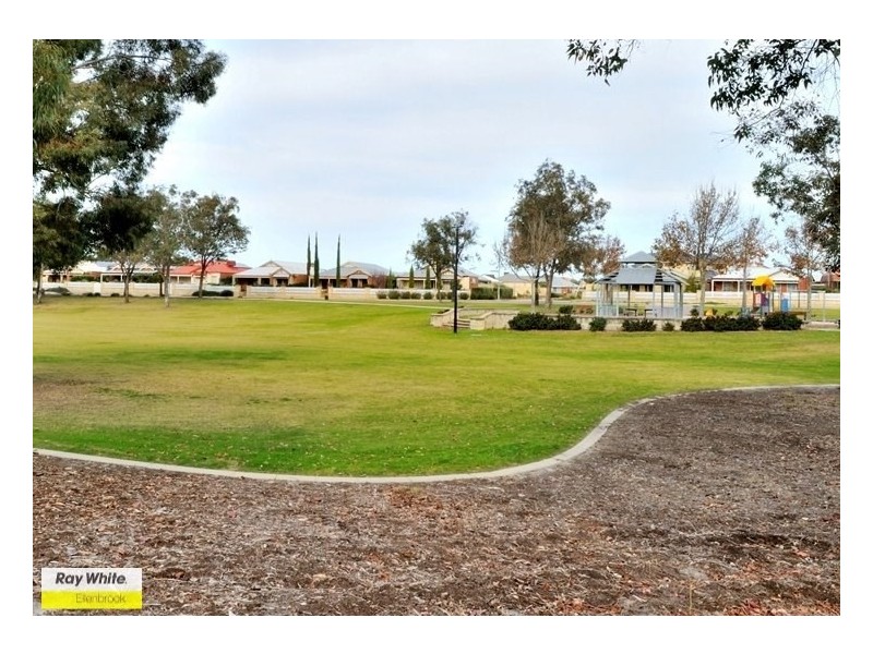 42 Halpin Circle, Ellenbrook WA 6069