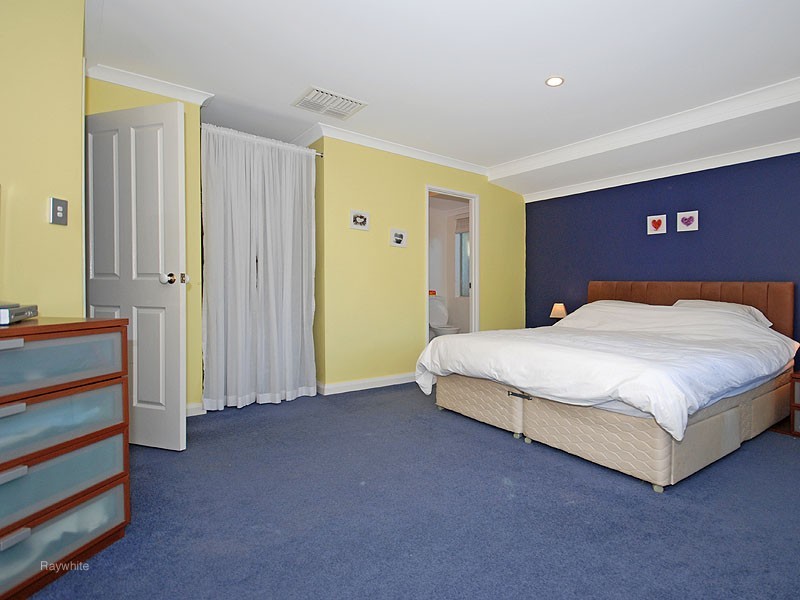 37 Wildflower Circle, Ellenbrook WA 6069