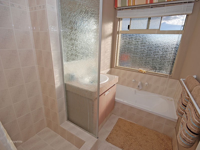 37 Wildflower Circle, Ellenbrook WA 6069