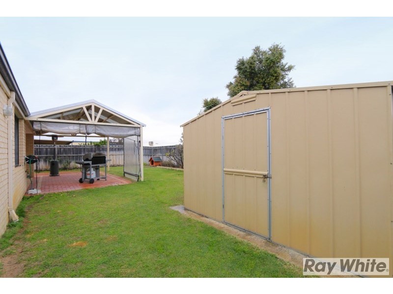 52 Garran Loop, Henley Brook WA 6055