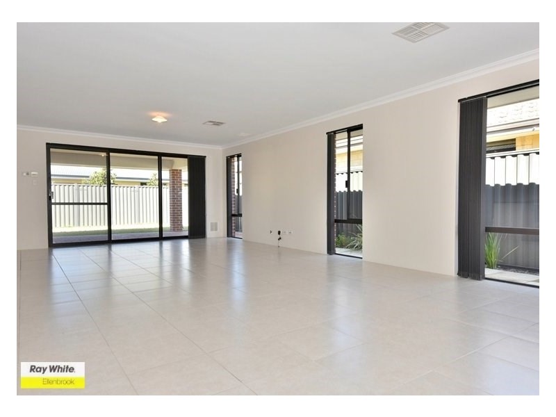 3 Aston Chase, Aveley WA 6069