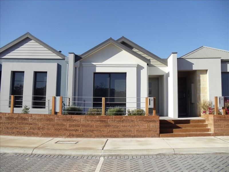23 Dalgarup Way, Ellenbrook WA 6069