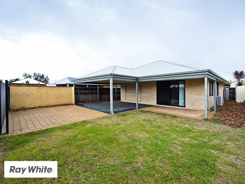 15 Elmina Avenue, Ellenbrook WA 6069