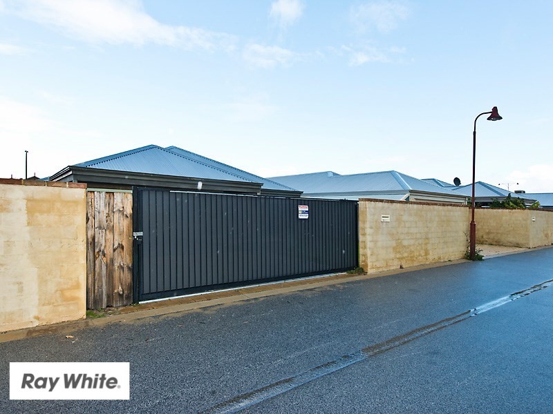 15 Elmina Avenue, Ellenbrook WA 6069