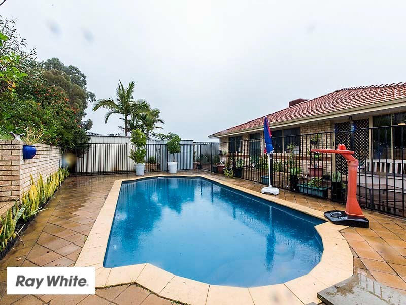 4 Nandup Retreat, Swan View WA 6056