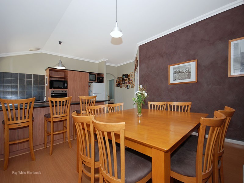 78 Pinegrove Drive, Ellenbrook WA 6069