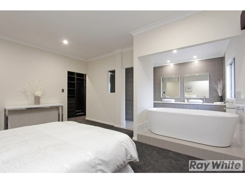 14 Vidalia Drive, Aveley WA 6069