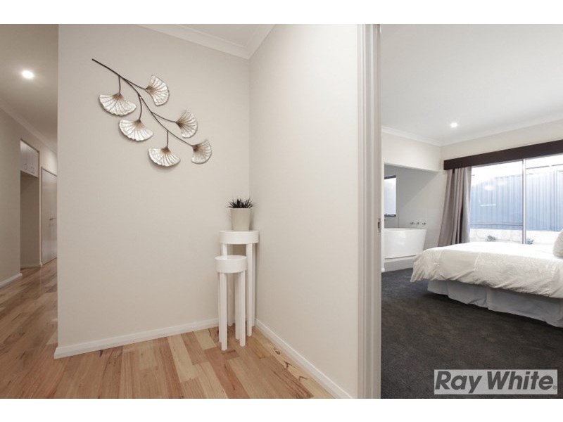 14 Vidalia Drive, Aveley WA 6069