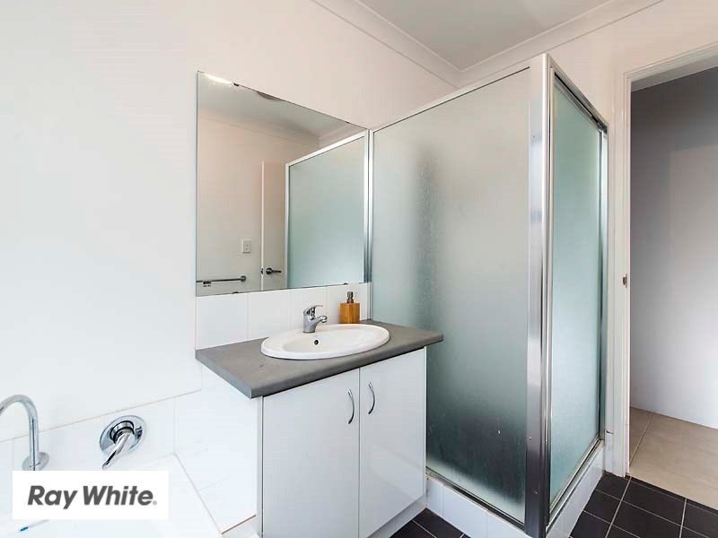 19 Windjana Pass, Ellenbrook WA 6069