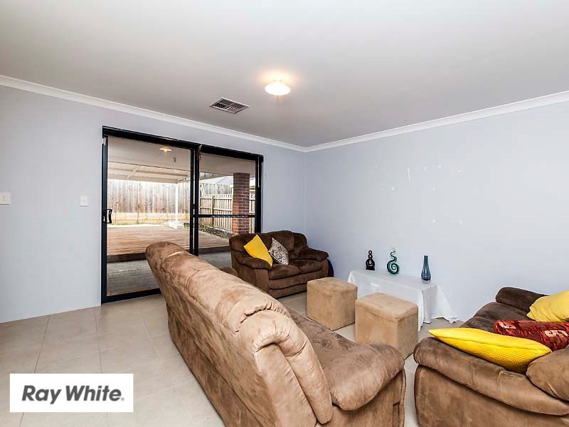 19 Windjana Pass, Ellenbrook WA 6069