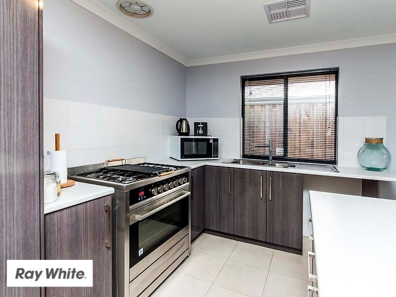 19 Windjana Pass, Ellenbrook WA 6069