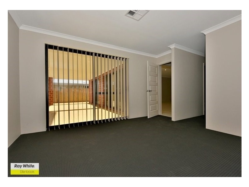 137 Grassdale Parkway, Ellenbrook WA 6069