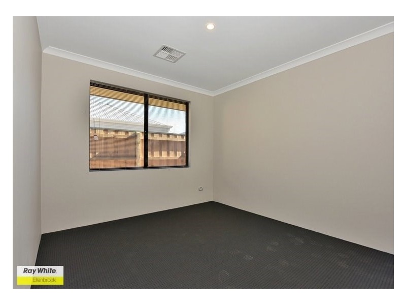 137 Grassdale Parkway, Ellenbrook WA 6069