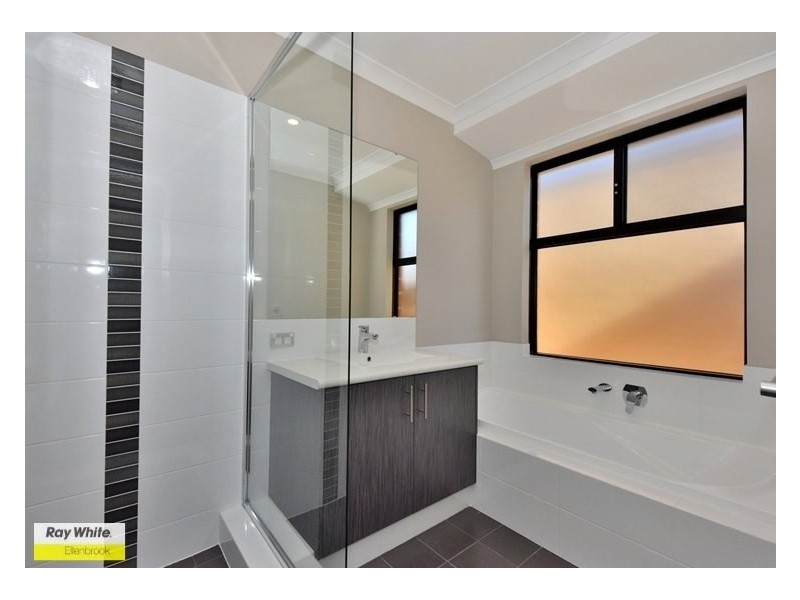 137 Grassdale Parkway, Ellenbrook WA 6069