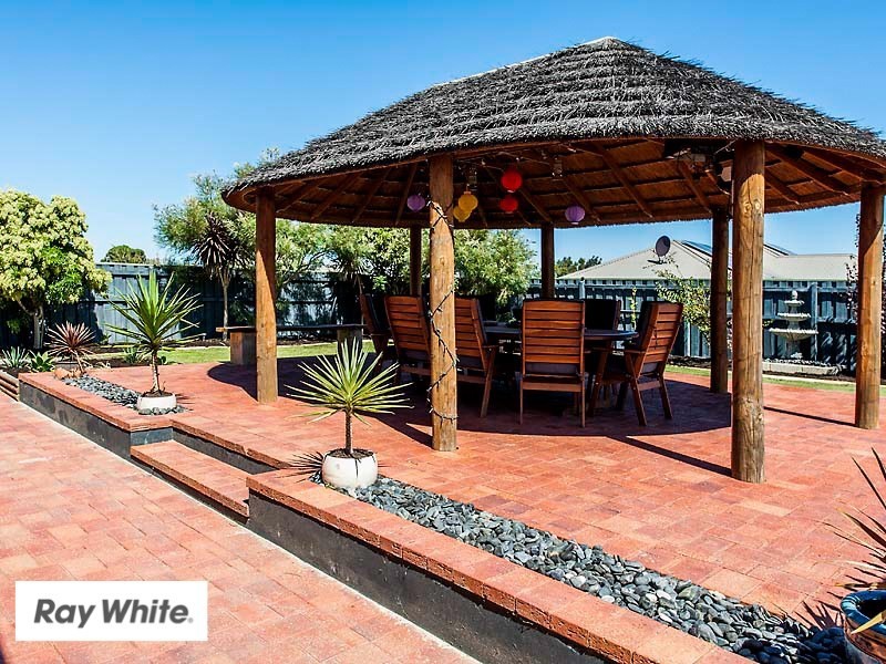 19 Woburn Park Avenue, Ellenbrook WA 6069