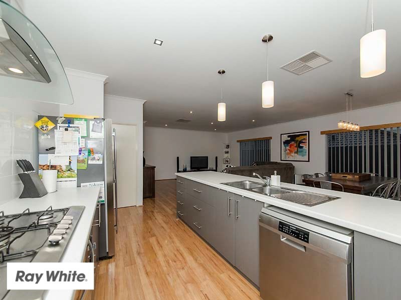 64 Farmaner Parkway, Ellenbrook WA 6069