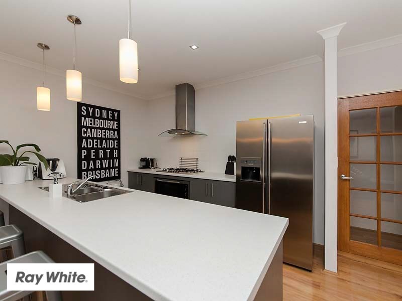 64 Farmaner Parkway, Ellenbrook WA 6069