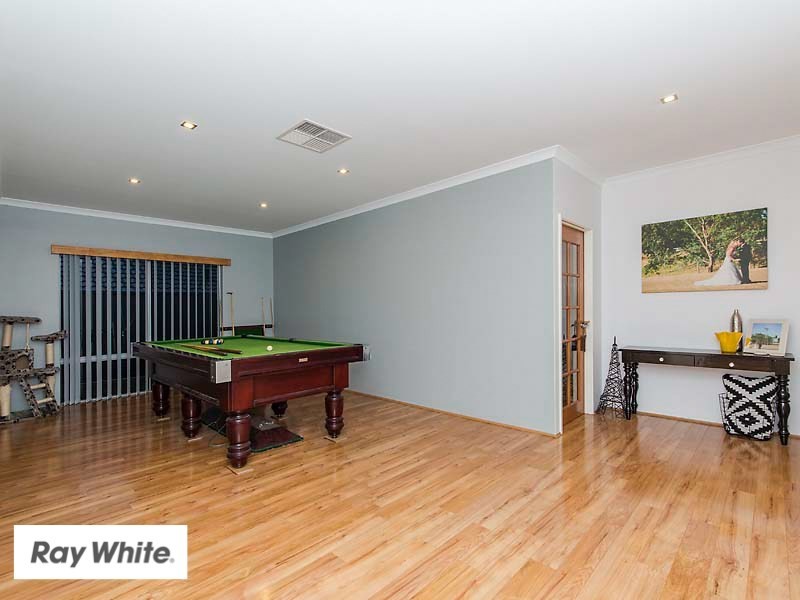 64 Farmaner Parkway, Ellenbrook WA 6069