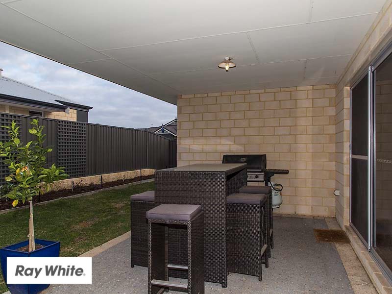 64 Farmaner Parkway, Ellenbrook WA 6069