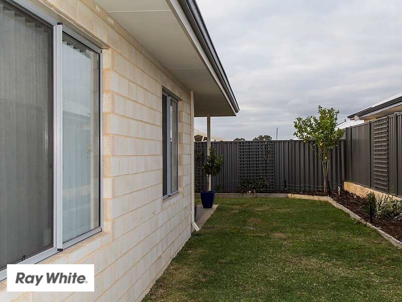 64 Farmaner Parkway, Ellenbrook WA 6069