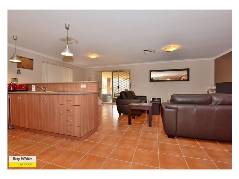 10 Durant Way, Ellenbrook WA 6069