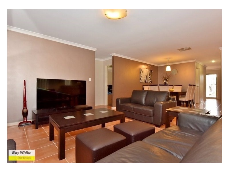 10 Durant Way, Ellenbrook WA 6069