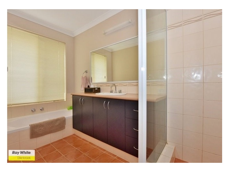 10 Durant Way, Ellenbrook WA 6069