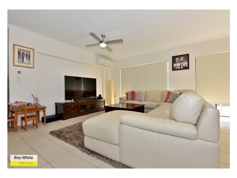 23 Viridian Boulevard, Aveley WA 6069