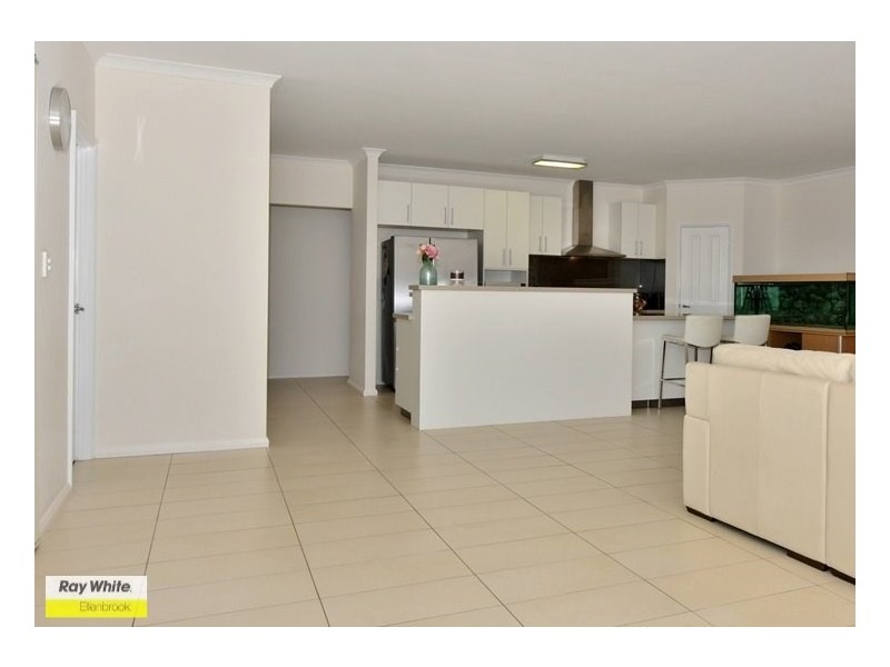 23 Viridian Boulevard, Aveley WA 6069