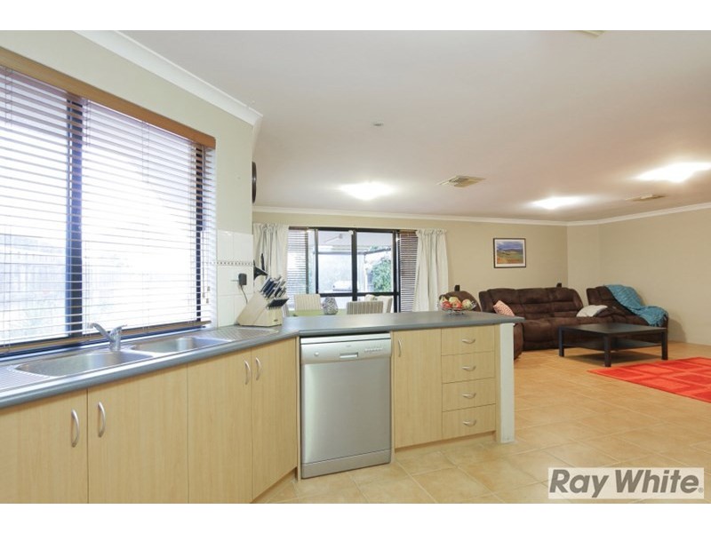 52 Garran Loop, Henley Brook WA 6055