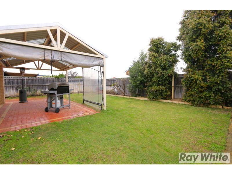 52 Garran Loop, Henley Brook WA 6055