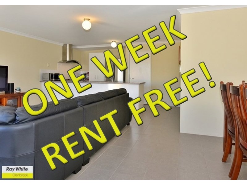 8b Paris Gardens, Hocking WA 6065