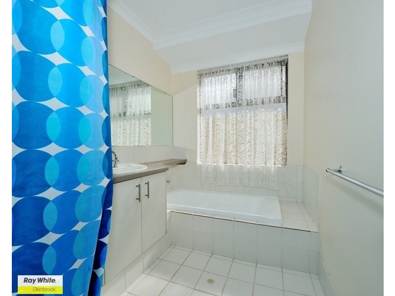28 Parnham Avenue, Ellenbrook WA 6069