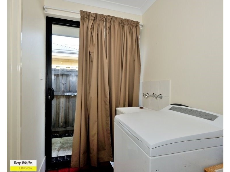 28 Parnham Avenue, Ellenbrook WA 6069
