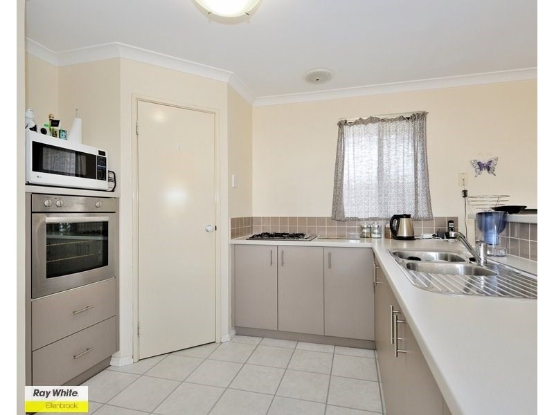 28 Parnham Avenue, Ellenbrook WA 6069