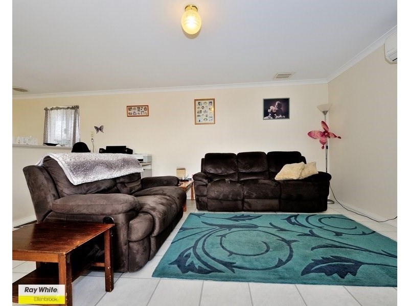 28 Parnham Avenue, Ellenbrook WA 6069