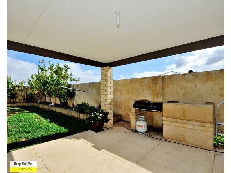 28 Parnham Avenue, Ellenbrook WA 6069