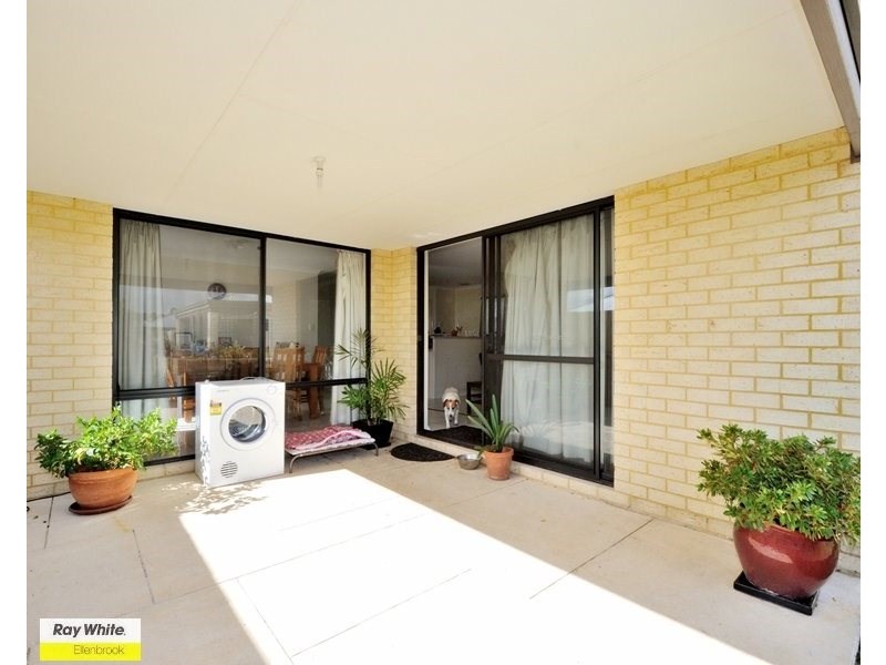 28 Parnham Avenue, Ellenbrook WA 6069