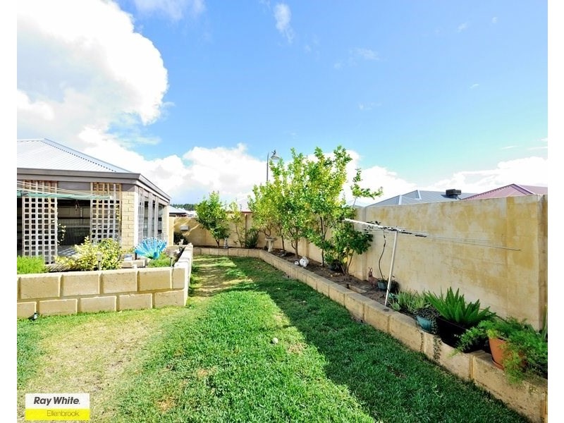 28 Parnham Avenue, Ellenbrook WA 6069