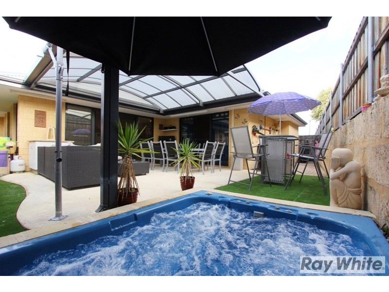 12 Pavilion Circle, The Vines WA 6069