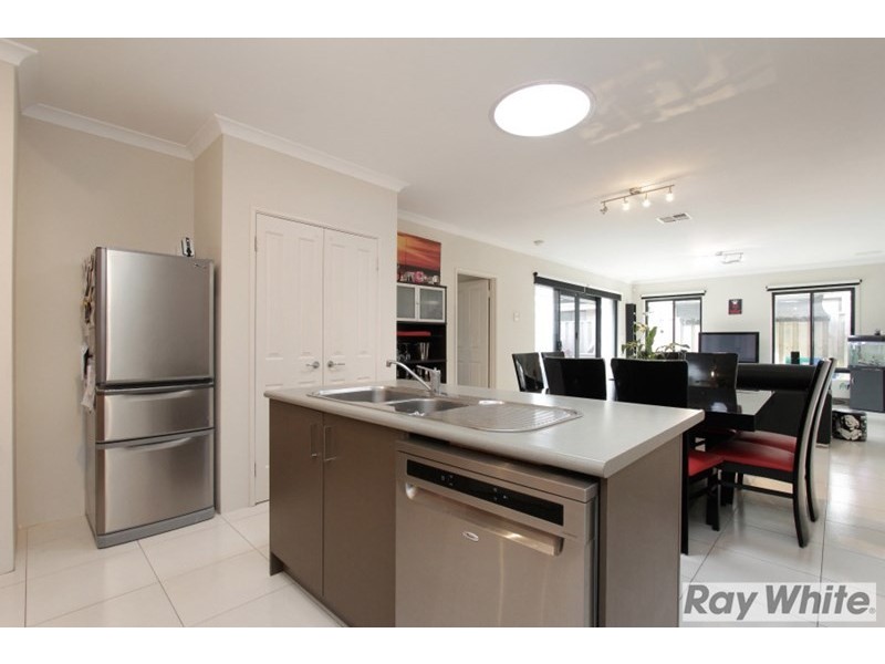 12 Pavilion Circle, The Vines WA 6069