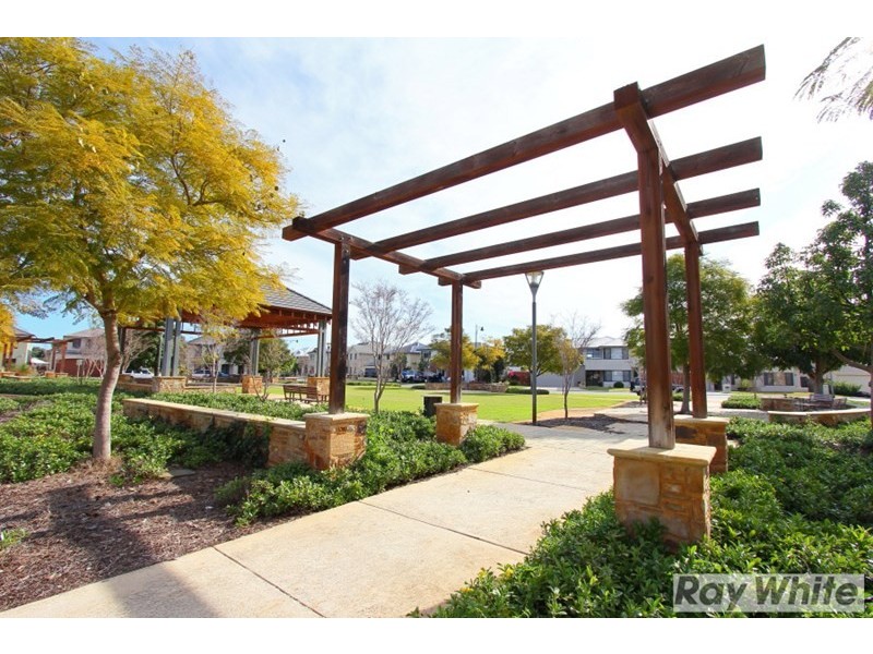 12 Pavilion Circle, The Vines WA 6069