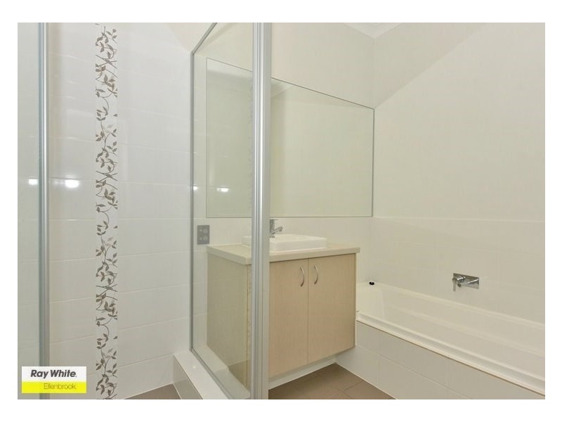 6 Finke Alley, Ellenbrook WA 6069