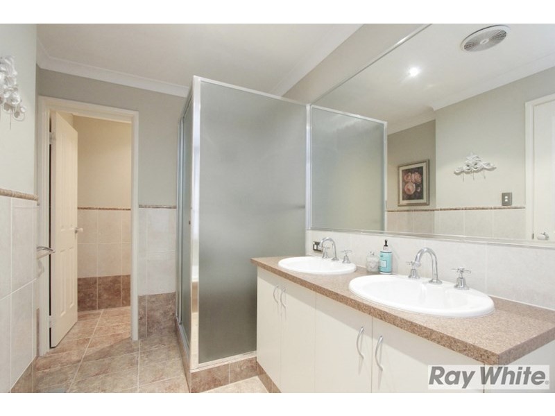 19 Gleeson Entrance, Aveley WA 6069