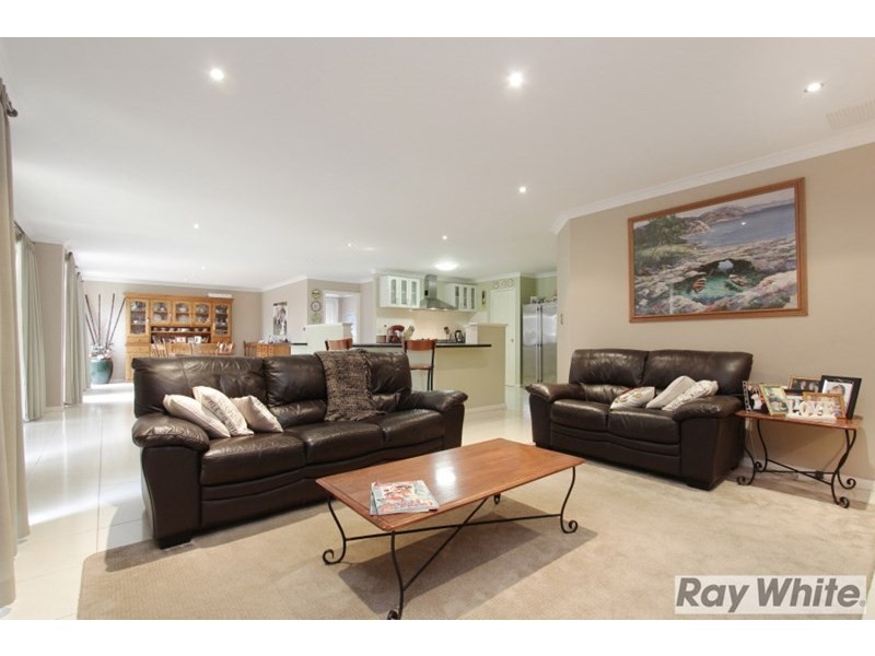 19 Gleeson Entrance, Aveley WA 6069